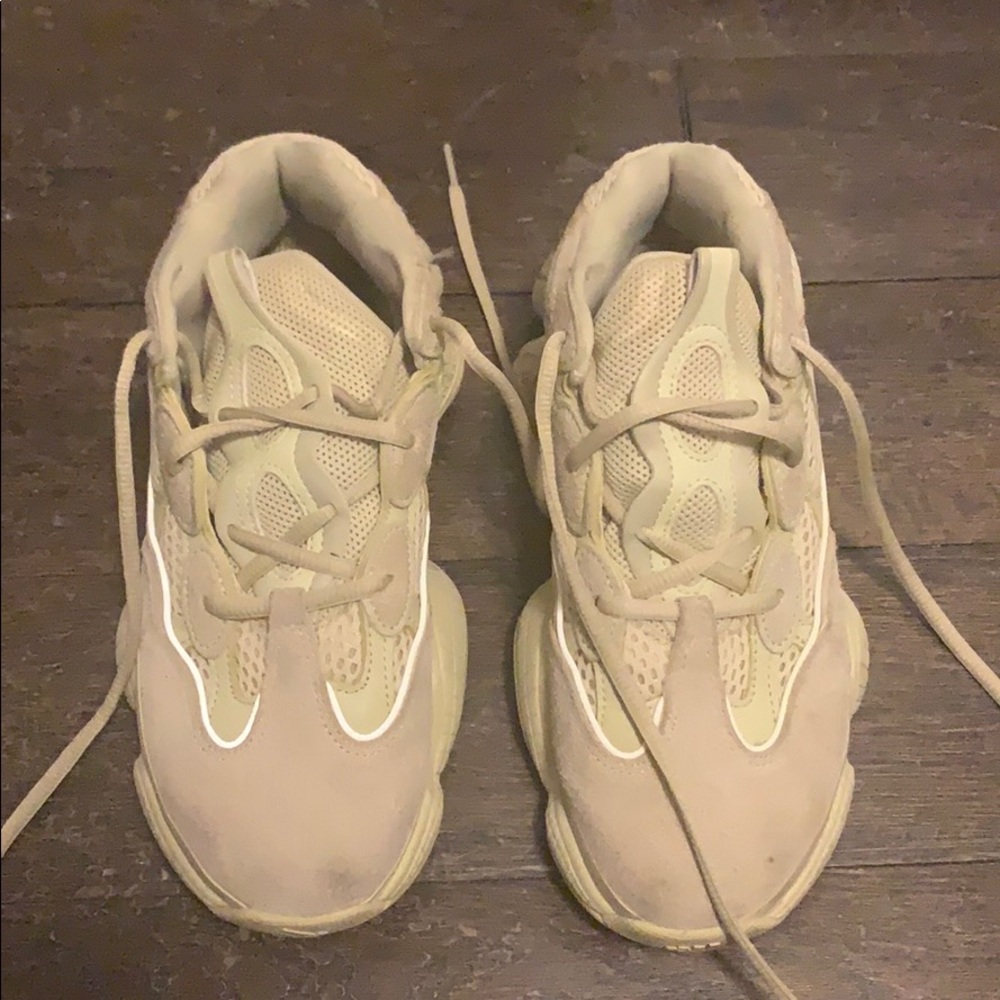 Yeezy 500 super moon yellow boys 5/womens 6.5/7